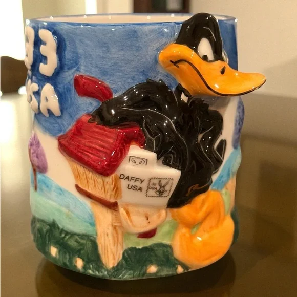 Vintage 1998 Looney Tunes Daffy Duck Sculpted Mug | Gibson 3D 16oz - Picture 2 of 11